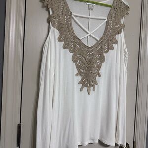 VENUS White Top with Tan Lace Detail
